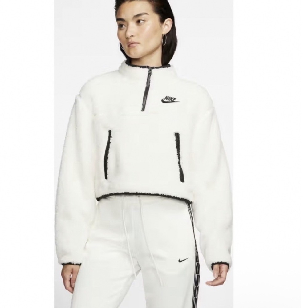 Nike Sherpa Plush Fleece Quarter Zip Crop Pullover Cream Black Medium BV5134-110